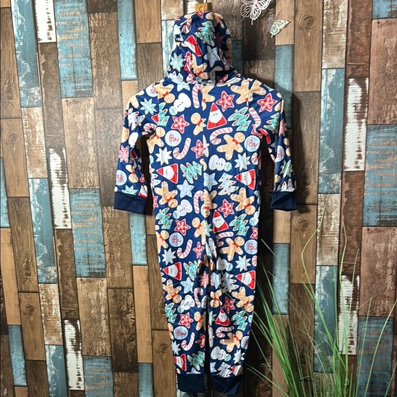 Kids 11/12 Christmas Themed zip front hooded Pajamas - Navy - Picture 11 of 14